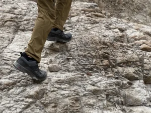 salomon x ultra 4 gtx hiking boots on trail in alps 2025