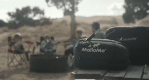 mallome schlafsack outdoor on grassy campsite in black forest